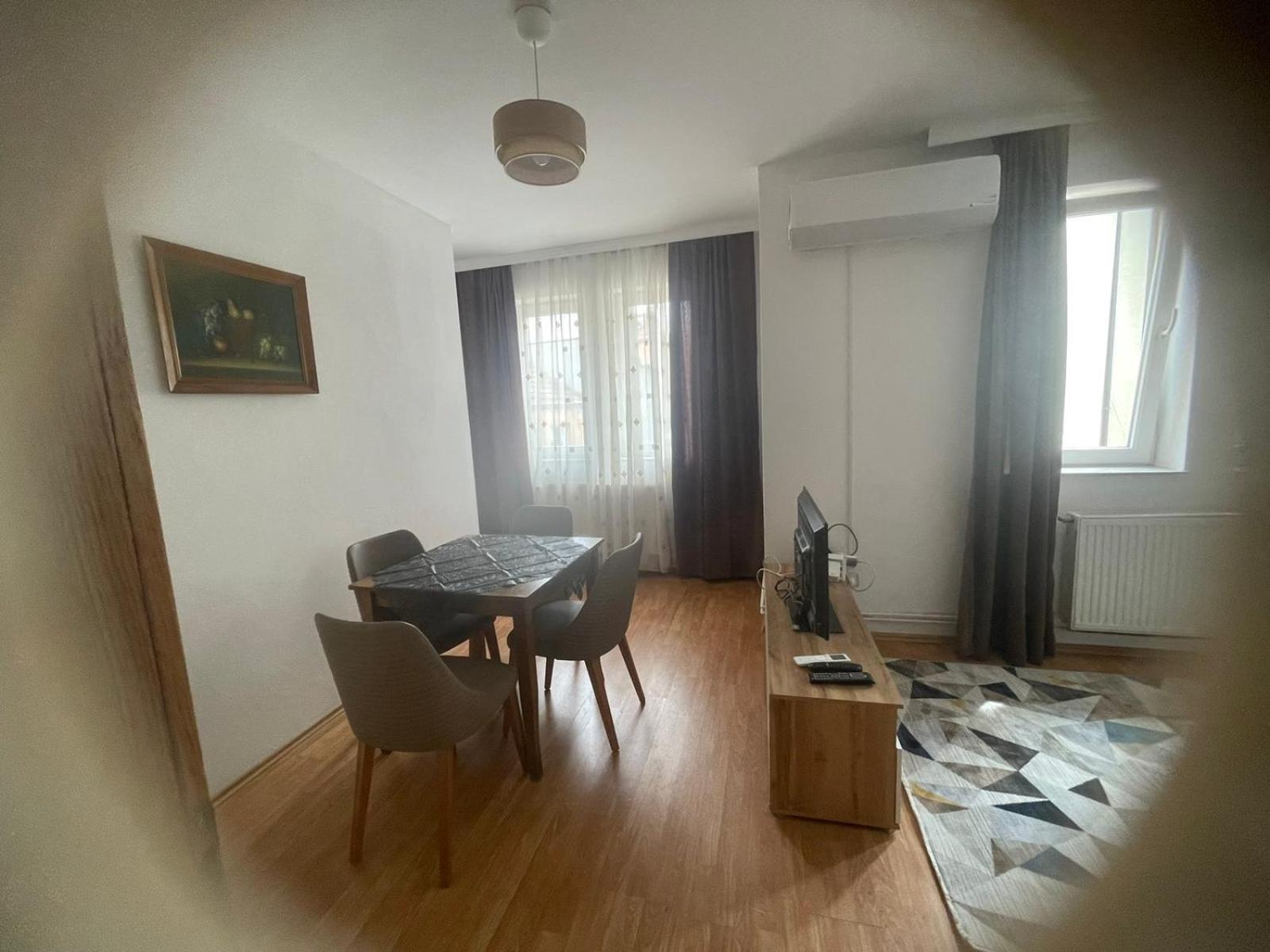 Coral Apartments Prishtine Bagian luar foto