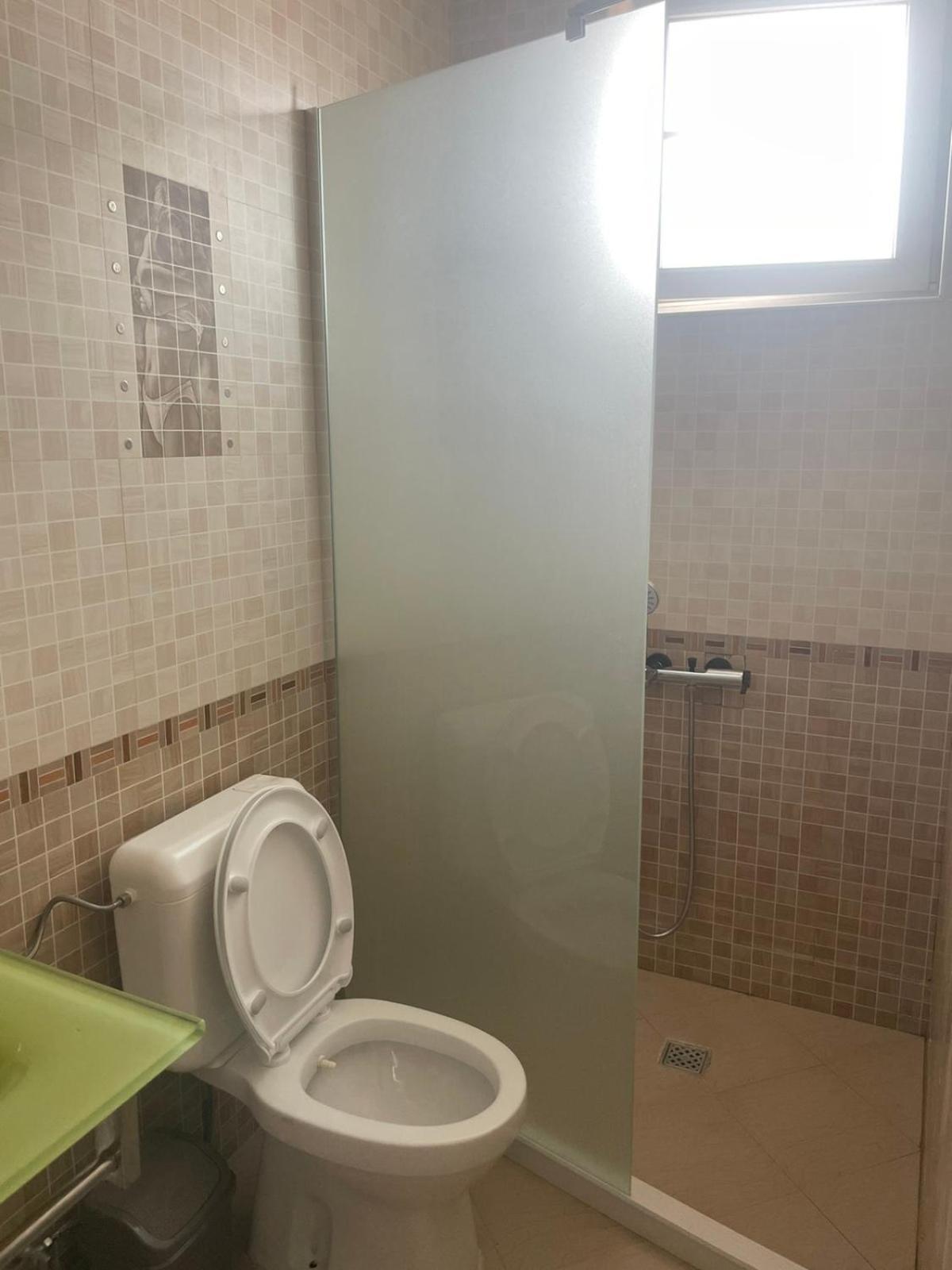 Coral Apartments Prishtine Bagian luar foto